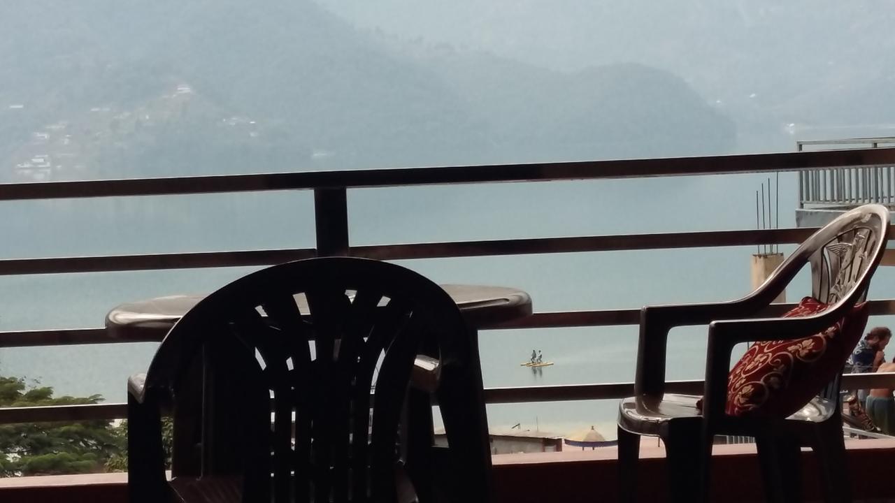 Hotel Bhadrakali Pokhara Inn Exterior foto