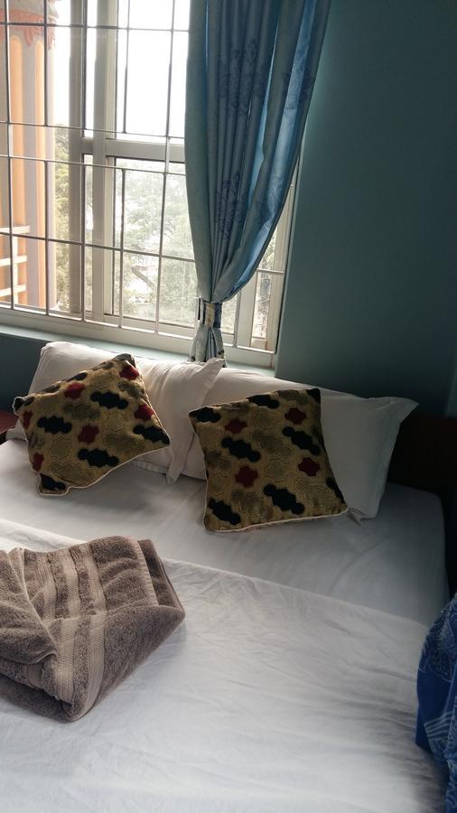 Hotel Bhadrakali Pokhara Inn Exterior foto
